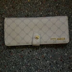 Steve Madden Wallet